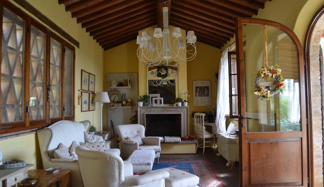 Cottage nel Chianti con Piscina. Vista Sulle Colline e sui Vigneti Toscani