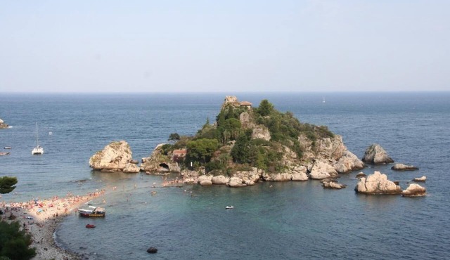 Country villa with a view of the Aeolian Islands