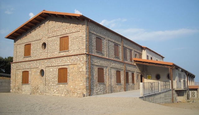 Cozy Gallelli Castle Farmhouse in Badolato