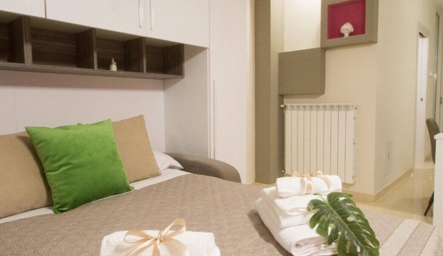 Cozy room in urban center with indoor parking
