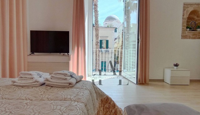 Elegant historic apartment in the heart of the city: Enjoy Elegance and Relaxation