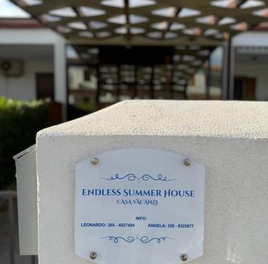Endless Summer House