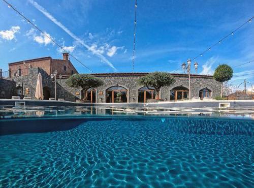 Etna Quota Mille Boutique Hotel, Typical Sicilian Food & Wine