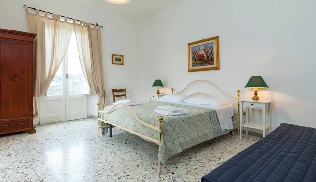Flat In The Center Of Ceraso For Up To 8 People