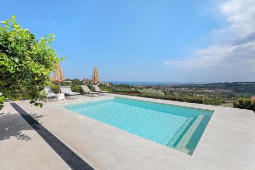 Found House - Sea & Etna View