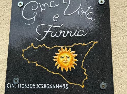 Gira Vota e Furria