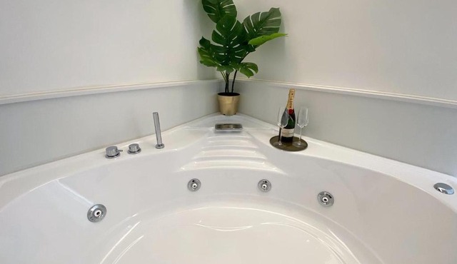 GUALTIERI LUXURY SUITE