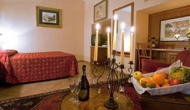 Hermitage Capua Hotel