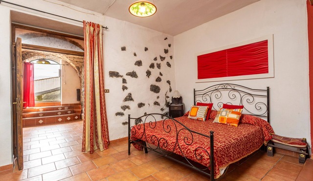 Holiday Home 'Cantina' with Sea View, Wi-Fi and Air Conditioning