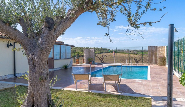 Holiday Home 'Casa Cantina Scalecci' with Private Garden, Wi-Fi and Air Conditioning