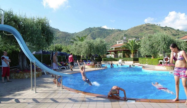 Holiday Home near Cefalu with Pool