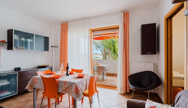 Holiday Home 'Stella Maris' with Sea View, Balcony and Air Conditioning