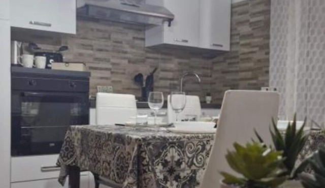 Holiday Home sul Corso - Comfortable and Ideal for groups of up to 7 people