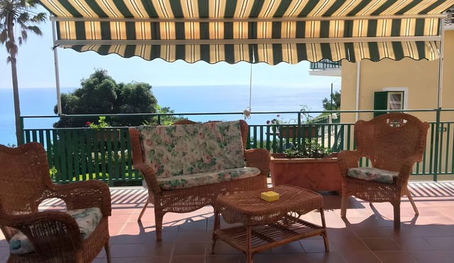 Holiday Home 'Villa Letizia petit' with Sea View, Shared Pool and Private Garden