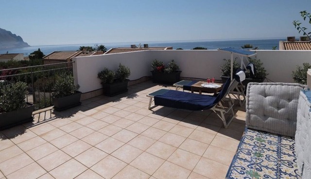 Holiday home with garden, sea view