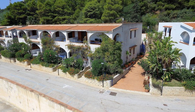 Holiday home for 5 people, 200 meters from the sea and free wi-fi