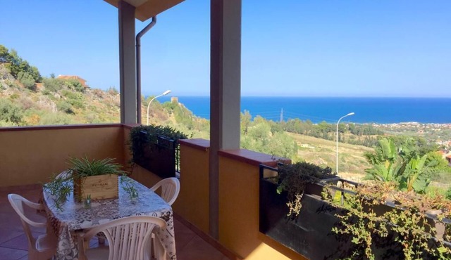 HOLIDAYS SICILY App villa in Trabia San Nicola The Aren between Palermo-Cefalù