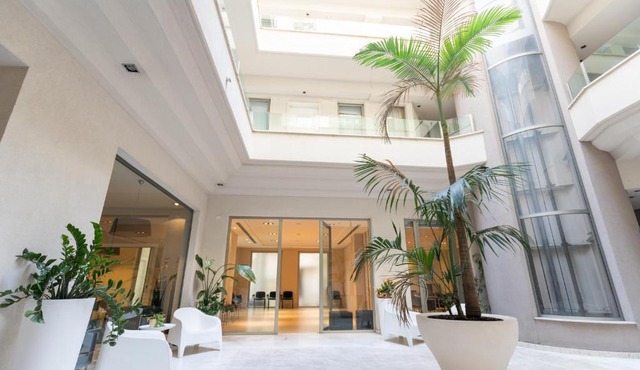 Home 15 Residence Hotel