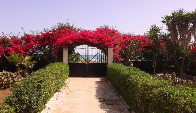 Homerez - 20 m away from the beach! House for 9 ppl. with sea view at Pachino