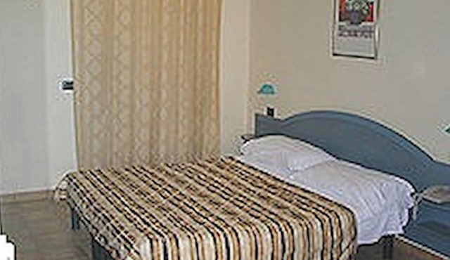 Homerez - Apartment in Rossano with Pool