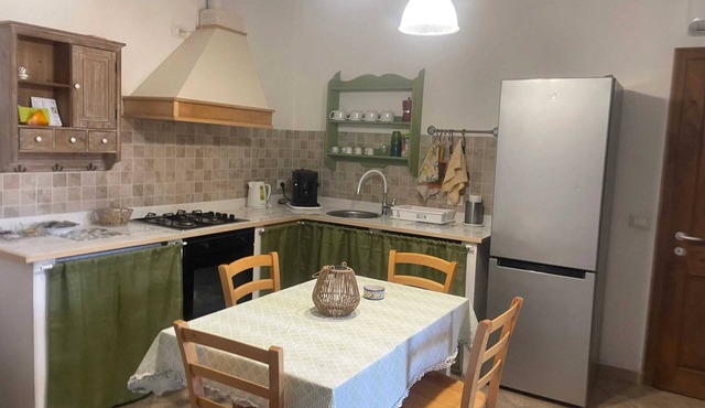 Homerez - Charming House in Vittoria with Garden
