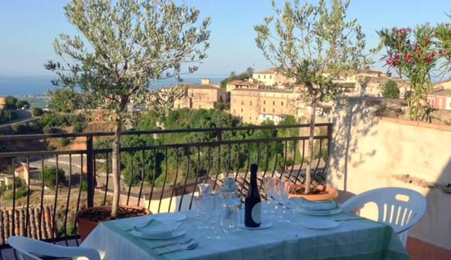 Homerez - House 3 km away from the beach for 4 ppl. with sea view at Rossano