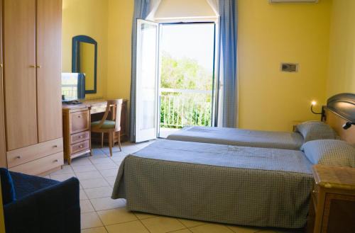 HOTEL COSTABELLA