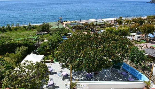 Hotel Maronti