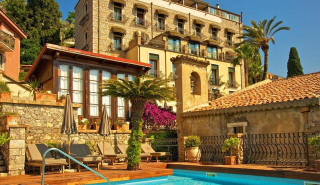 HOTEL VILLA CARLOTTA