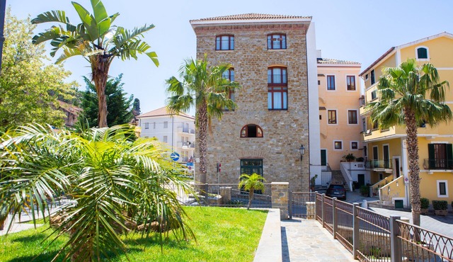 House Tresinus-on the beach with air conditioning-CIN code IT065031C2XXXXHUCEZ8