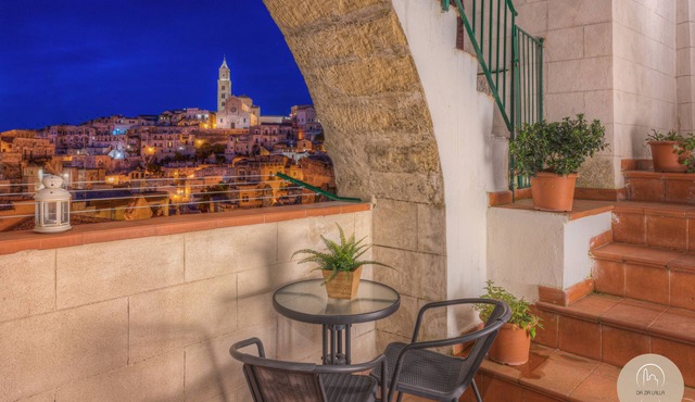 House with terrace for exclusive use and view of the Sassi of Matera