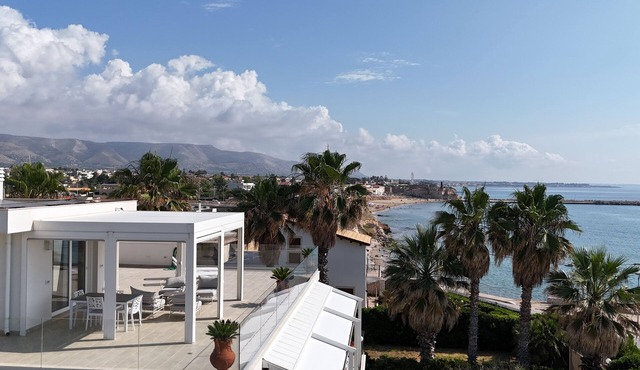 Il San Carlo Puntocom Suite, sea ​view, with swimming pool and parking