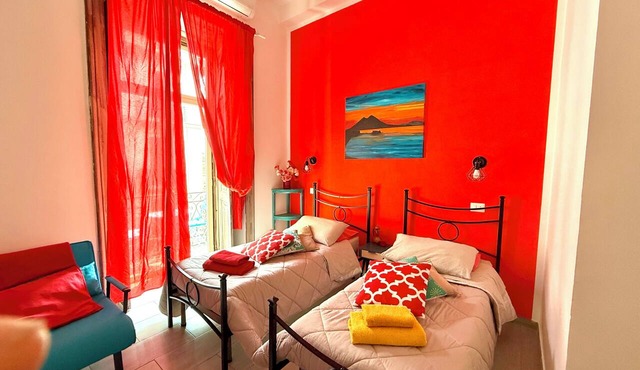 Incanto Partenopeo, a family apartment in the heart of the historic center