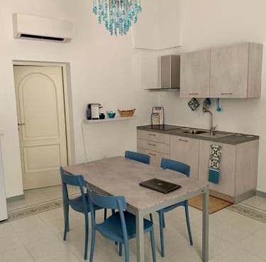 InterMezzo - located in the center of Salento equidistant from the 2 seas in Scorrano
