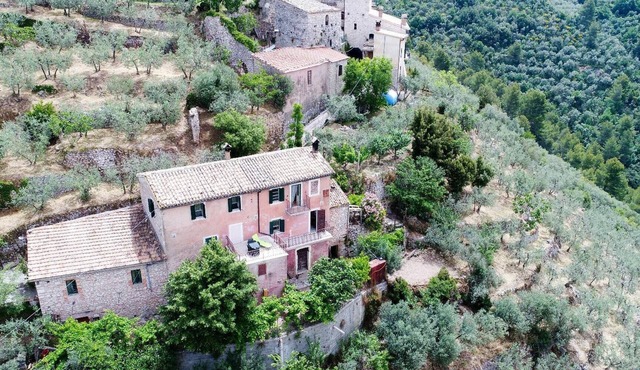 Italian charming mansion in the county side Enjoy Umbria