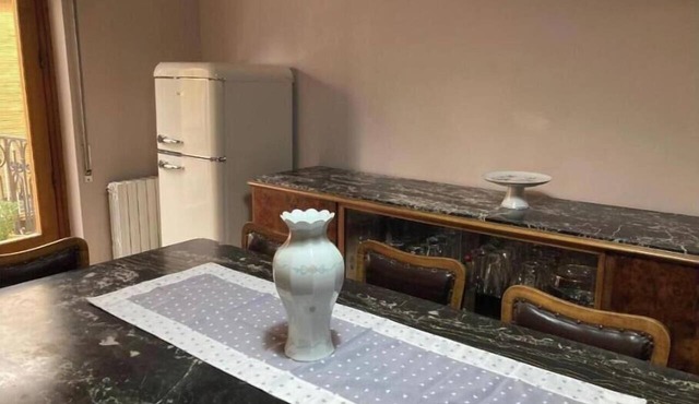 Joe House: Vacation Home with a View of Mount Etna in the Historic Center of Riposto, 300 meters from the sea