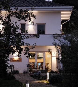 L'Amarena Garden House
