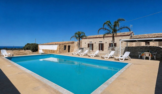 L'Oasi di Salvo by Geco Vacation Rentals