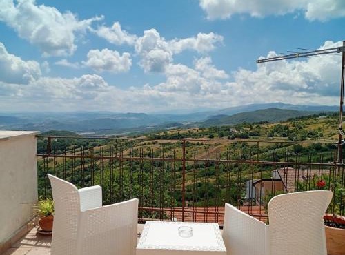 La Bella Vista