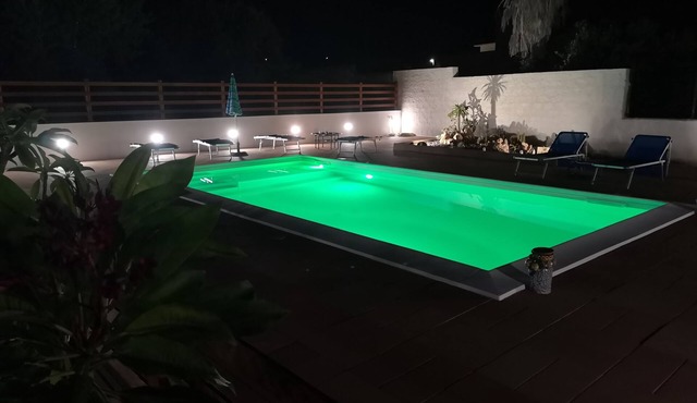 La Rosa Rossa apartment in villa with garden and wonderful panoramic view