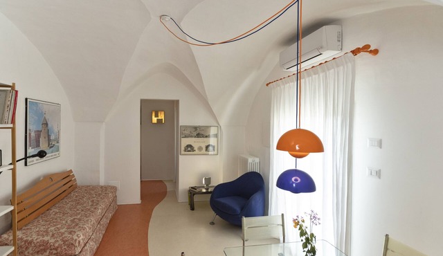 Laurel - Designer apartment in historic building 5 min from Lecce