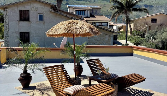 Loft with solarium and private parking 5 minutes from the airport