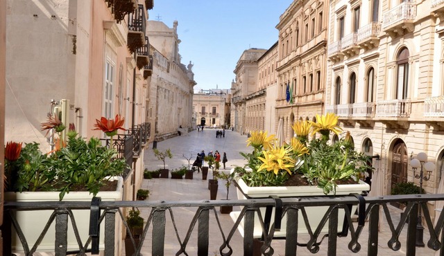 Lovely apartment in the heart of Ortigia.