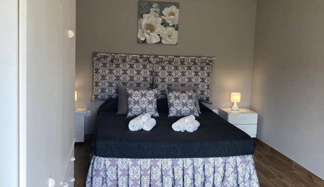 Lovely apartment on the Costa degli Dei, between Pizzo Calabro and Tropea.