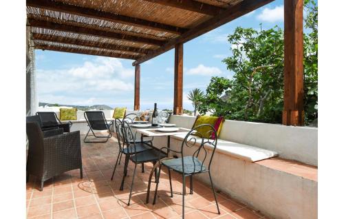 Lovely Home In Pantelleria With House Sea View