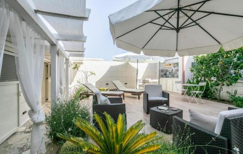 Lovely Home In Punta Braccetto