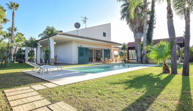Lovely home in Vittoria (RG)