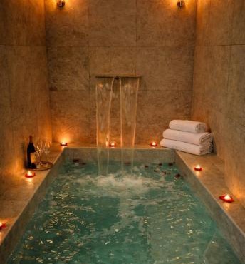 LUXUITE Villa con Piscina e sauna o villa con jacuzzi e doccia emozionale