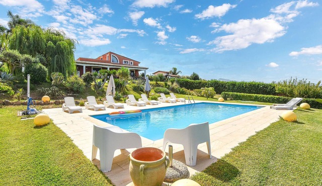 Luxurious home in Partinico (PA)