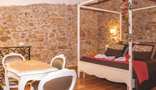Luxury Suite Wellness & Resort